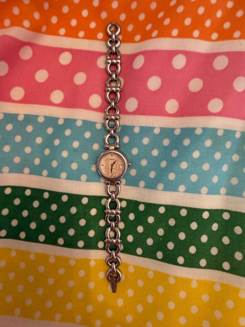 Coach Womens Neo Vintage Y2K Watch Rounded Bezel Pink Face Stainless Steel